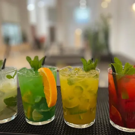 圣玛尔塔酒店 酒店 库列拉